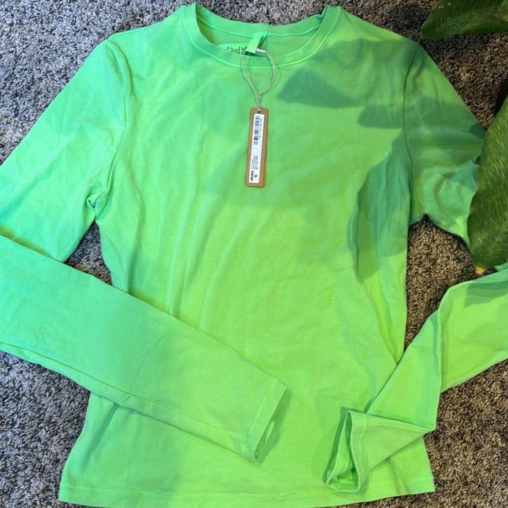 Skims size medium NWT  beautiful color bright green - Picture 2 of 3